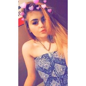 Meet your Posher, Hayley